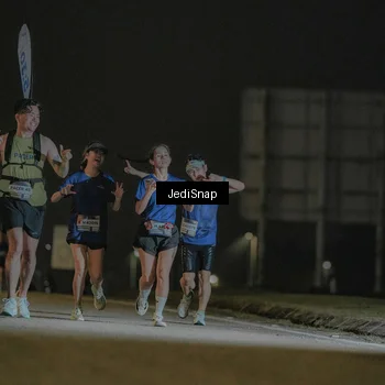 Runner Photo 7427848