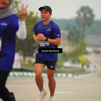 Runner Photo 7427851