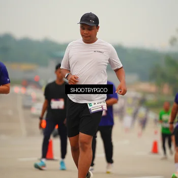 Runner Photo 7427857