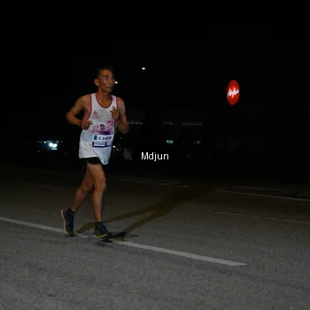Runner Photo 7427874