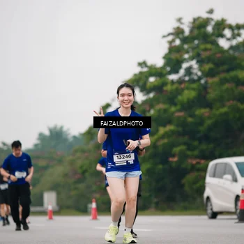 Runner Photo 7427888