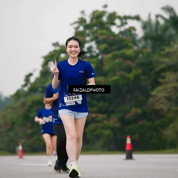 Runner Photo 7427890