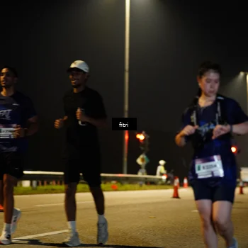 Runner Photo 7427893