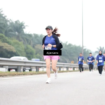 Runner Photo 7427901