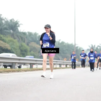 Runner Photo 7427905