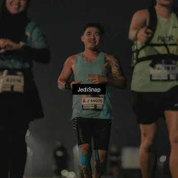 Runner Photo 7427921