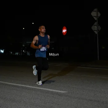 Runner Photo 7427923