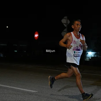 Runner Photo 7427928