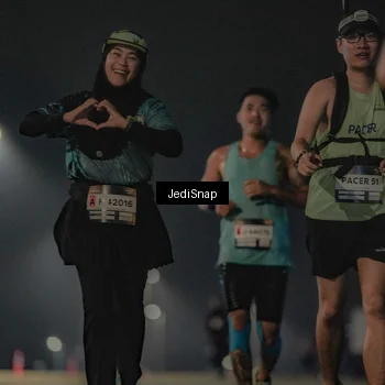 Runner Photo 7427930