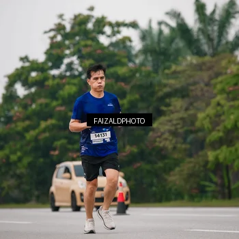 Runner Photo 7427940