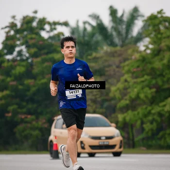 Runner Photo 7427942