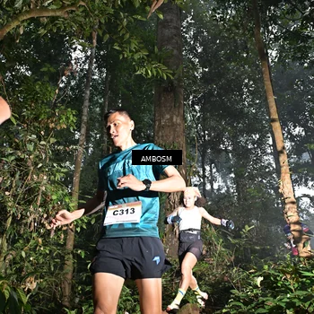 Runner Photo 7427943