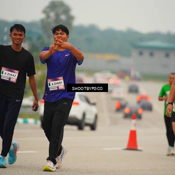 Runner Photo 7427945