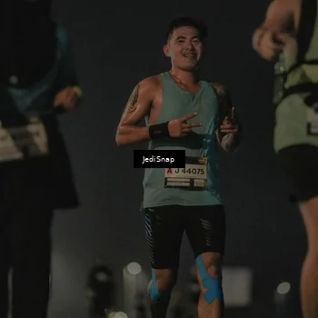 Runner Photo 7427957