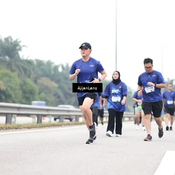 Runner Photo 7427961