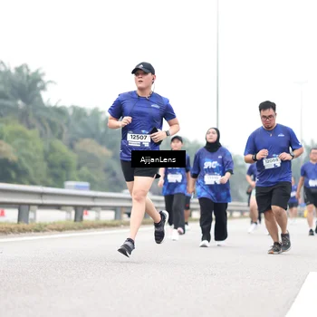Runner Photo 7427973