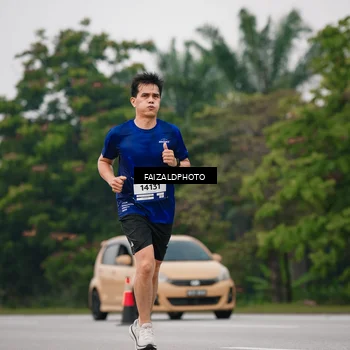 Runner Photo 7427988