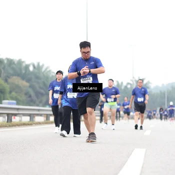 Runner Photo 7428027