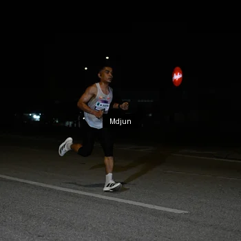 Runner Photo 7428028