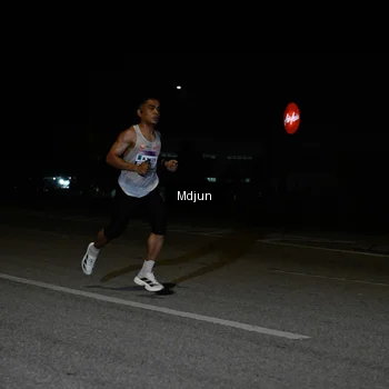 Runner Photo 7428030