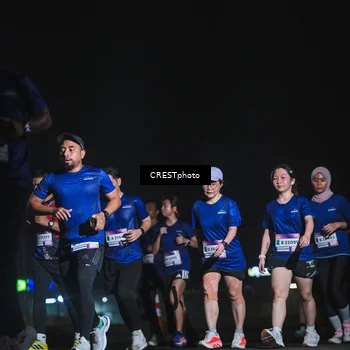 Runner Photo 7428035