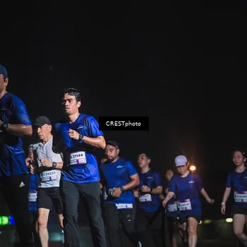 Runner Photo 7428041