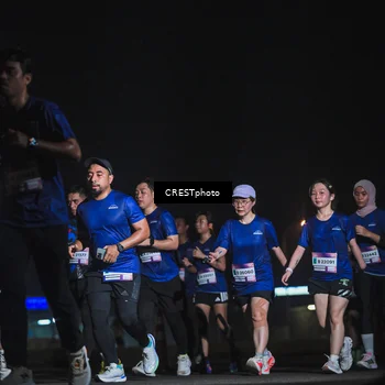 Runner Photo 7428046