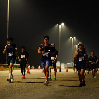 Runner Photo 7428056