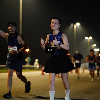 Runner Photo 7428061