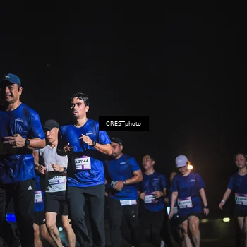 Runner Photo 7428070