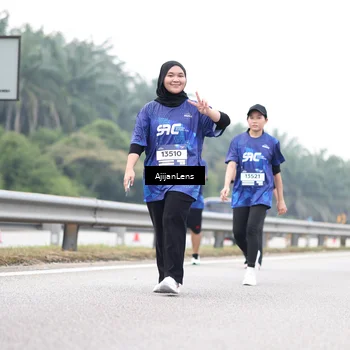Runner Photo 7428077
