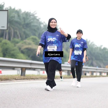Runner Photo 7428102