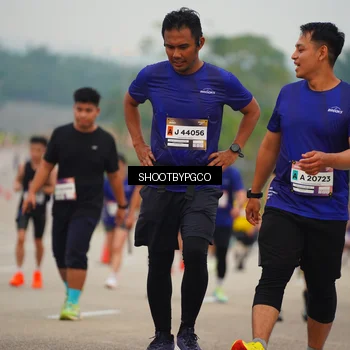 Runner Photo 7428118