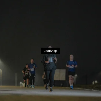 Runner Photo 7428119