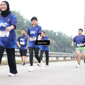 Runner Photo 7428142
