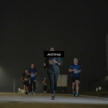 Runner Photo 7428149
