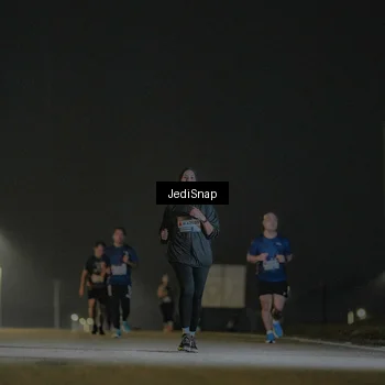 Runner Photo 7428160