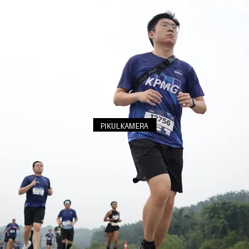Runner Photo 7428162
