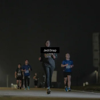 Runner Photo 7428172