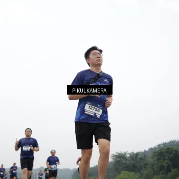 Runner Photo 7428181