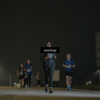 Runner Photo 7428197