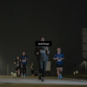 Runner Photo 7428233