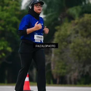 Runner Photo 7428254