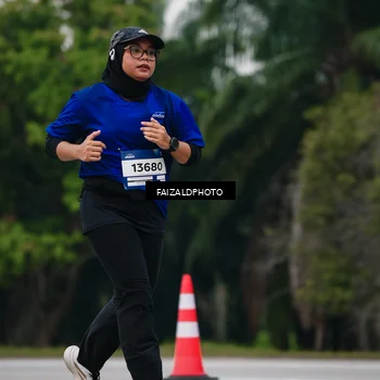 Runner Photo 7428258