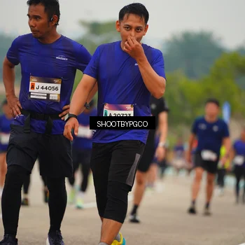 Runner Photo 7428265