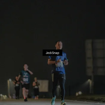Runner Photo 7428276