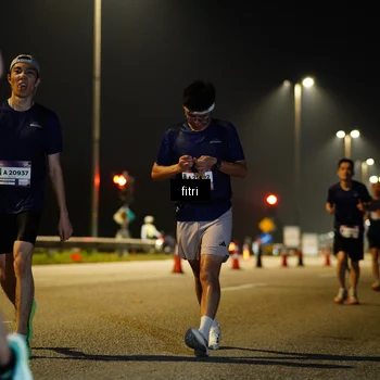 Runner Photo 7428277