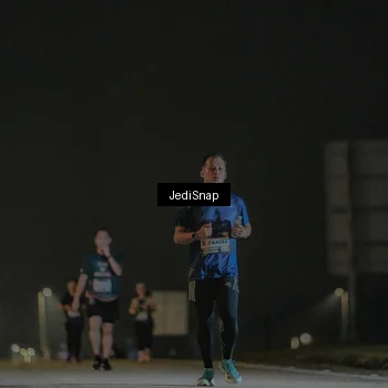 Runner Photo 7428309