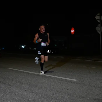 Runner Photo 7428342