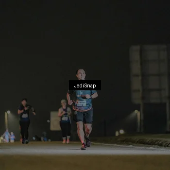 Runner Photo 7428352